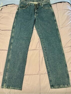 Wrangler Men's Straight-Leg Jeans in Teal Wash